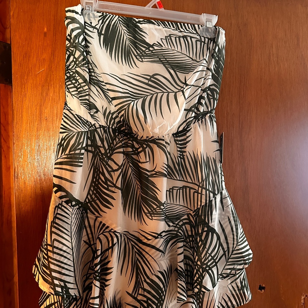 Tropical Leaf Print short romper NWT
